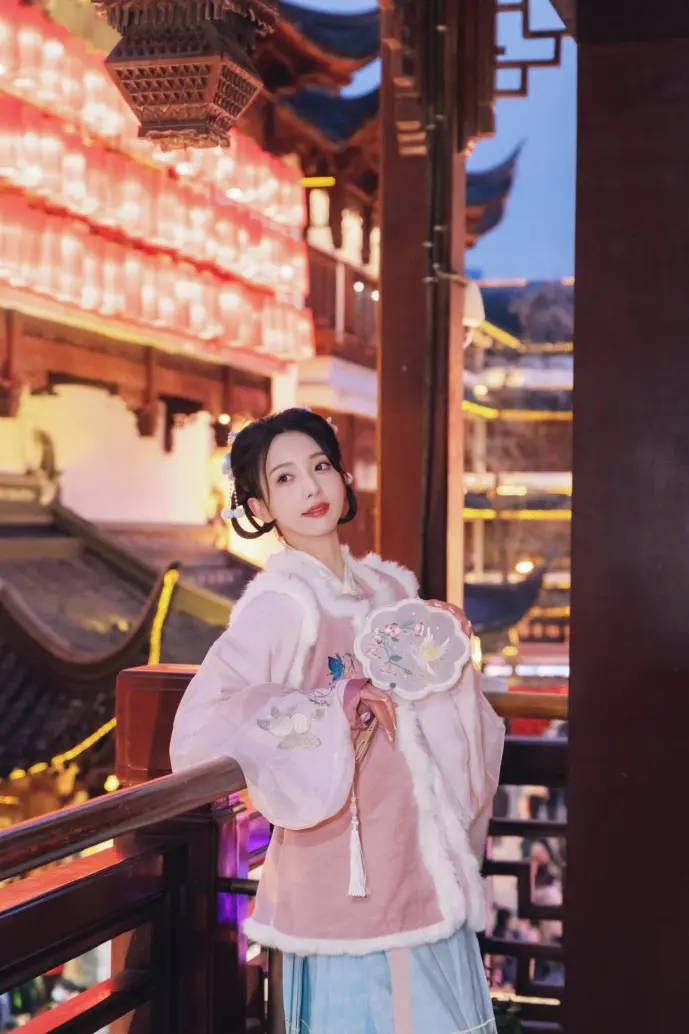 抖音用户增长曲线